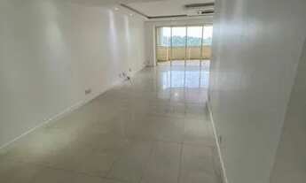 Imagem 5: Apartamento para venda tem 333 metros quadrados com 4 quartos