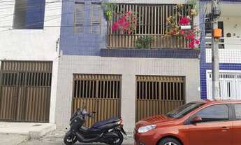 Imagem: Casa à venda em rua pública, INDUSTRIAL