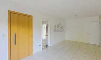 Imagem 3: OPORTUNIDADE ÚNICA: Apartamento Reformado de $127 text{m}^2