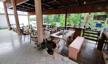 Imagem 2: Casa com 3 Dormitórios sendo 1 Suíte que proporciona contato com a natureza e fácil acesso