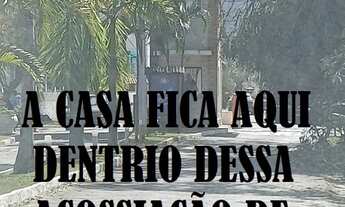 Imagem: Casa dentro de condomínio com segurança