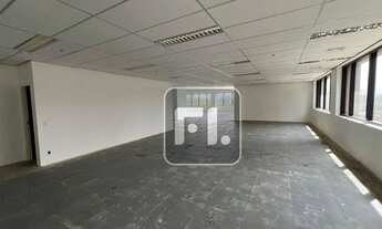 Imagem: Conjunto comercial com 1015,m² Disponível