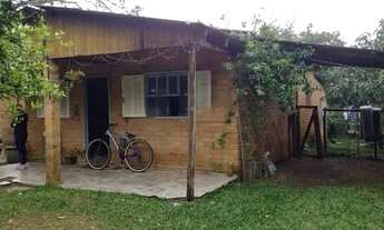 Imagem: Casa com 3 dormitórios no bairro Restinga