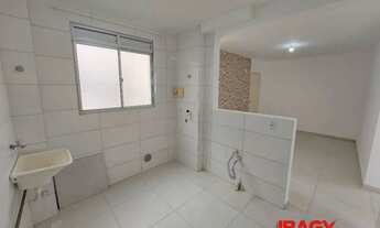 Imagem 7: Excelente Apartamento 2 dormitório(s) em Roçado - São José