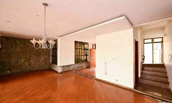 Imagem 7: Sobrado comercial]