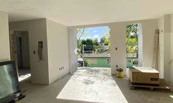 Imagem 5: Refúgio Discreto e Natural para Viver com Leveza