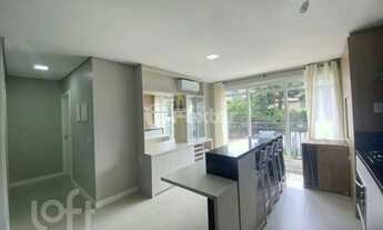 Imagem 2: Apartamento à venda em Petrópolis com 64 m², 2 quartos, 1 suíte, 2 vagas