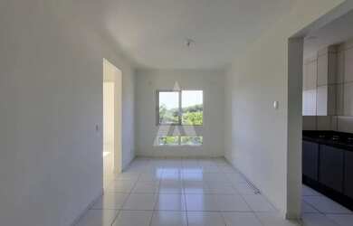 Imagem 6: Apartamento com 2 Quartos e 1 Vaga de Garagem Descoberta no Bairro Vila Nova