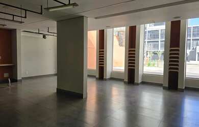 Imagem 7: Casa para venda possui 190 metros quadrados com 3 quartos em Setor Marista - Goiânia - Goi