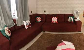 Imagem 3: Casa situada no bairro Tarumã, com 3 quartos sendo 2 suítes, 3 banheiros