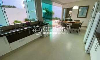 Imagem 7: Casa para aluguel, 3 quartos, 3 suítes, 6 vagas, Tabajaras - Uberlândia/MG