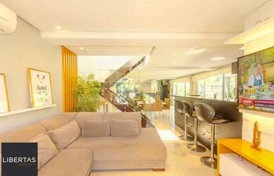 Imagem 6: Casa de Condomínio em Porto Alegre, RS - Casa com 3 Suítes Plenas