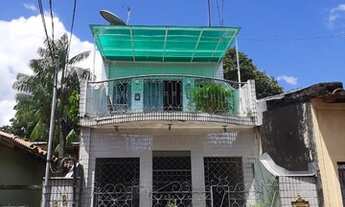 Imagem: Casa com 2 pavimentos na Travessa Lomas