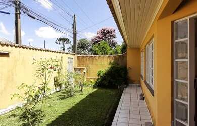 Imagem 5: Casa Com 03 Pavimentos com Área de Jardim!