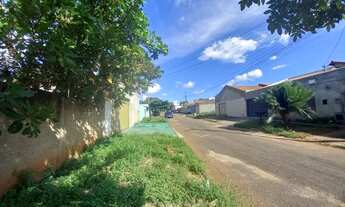 Imagem: Casa a venda tem 212 m2 de área construída