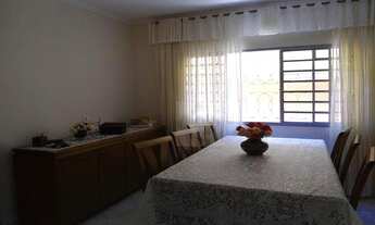 Imagem 6: Casa com 184m² Casa com 3 dormitórios