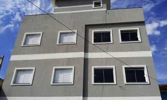 Imagem 3: Apartamento tem 38 metros quadrados com 2 quartos poucos metros da Águia de Haia perto do