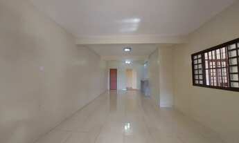 Imagem 6: Samambaia Norte QR 401 Casa 02 quartos reformada desocupada