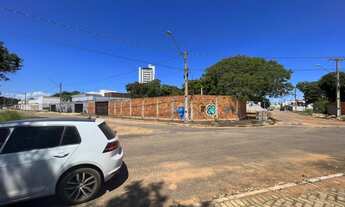 Imagem: Lote Todo Murado na 505 Sul de Esquina