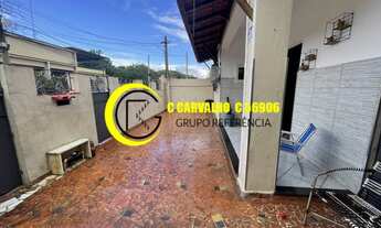 Imagem 7: Casas em Irajá com quintal e garagem. MOBILIADAS ( 2 CASAS 2 EM 1