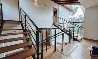 Imagem 3: Casa espetacular 4 quartos com fundo para mata preservada e piscina