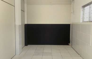 Imagem 7: Loja comercial para aluguel de 146 m² em Barreiros, São José bem localizada, próximo ao Sh