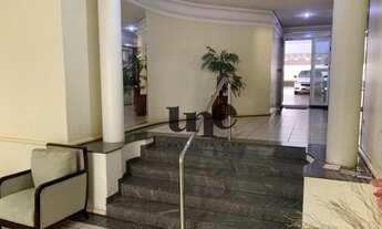 Imagem 2: Apartamento no centro com 3 dormitórios à venda, 81 m² por R$ 370. - Centro - Londrina/PR