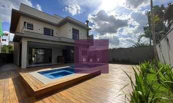 Imagem: Sobrado com 3 Suítes à venda, 247 m²