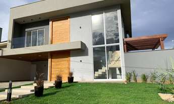 Imagem 2: Casa sobrado de 3 suítes no Condomínio do Lago