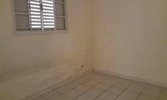 Imagem 3: CASA TÉRREA - LOCAÇÃO POR R$ 900,00 - 1 DORMITÓRIO