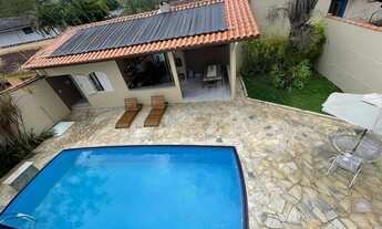 Imagem 5: Lindíssimo sobrado a venda no Jardim Samambaia em Ubatuba