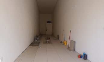 Imagem 6: Loja com 72m² de Área Total, com Vagas de Estacionamento em Frente, à venda no bairro Teix