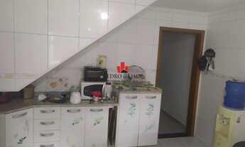 Imagem 3: Sobrado frontal na Penha