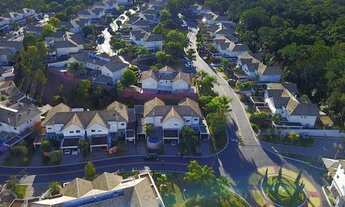 Imagem 3: Casa em Alphaville condomínio scenic Alphaville 3 Dormitórios fino acabamento