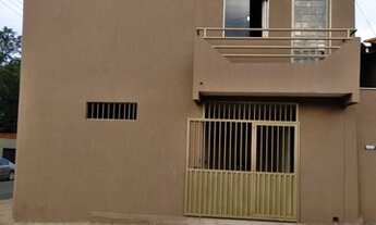 Imagem 2: 3 casas Casa com 3 dormitórios