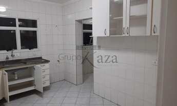 Imagem 3: Apartamento para aluguel tem 130 metros quadrados com 3 quartos