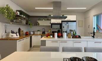 Imagem 3: Sobrado 411m² com 4 dormitórios sendo 3 suítes R$ 2.890.000,00