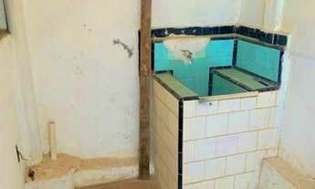 Imagem 6: Bento Ribeiro R$130mil Casa vazia sala 2quartos com quintal