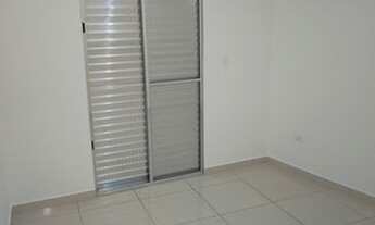 Imagem 6: Apto iluminado, 01 dormitório com sacada, localizado na Rua Ibiúna, 116, px ao shop