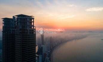 Imagem: BALNEáRIO CAMBORIú - Apartamento Padrão