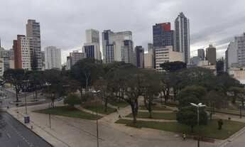 Imagem: Apartamento com 3 quartos para alugar por