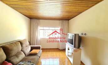 Imagem 2: Casa com 2 dormitórios à venda, 129 m² por R$ 230.000,00 - Milton Gavetti - Londrina/PR