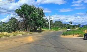 Imagem 2: Lote/Terreno com muito verde ao redor em Excelente Localização!!