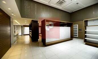 Imagem 3: Ponto comercial/Loja/Box para aluguel possui 600 metros quadrados