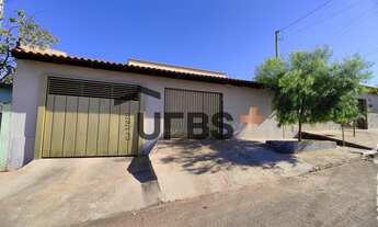 Imagem 1: 0 - Casa 3 quartos, sendo 1 suíte