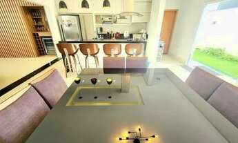 Imagem 4: Casa em Condomínio para Venda em Taubaté, Residencial Ouroville, 3 dormitórios, 3 suítes