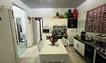 Imagem: /)Casa para venda no Centro - Ananindeua