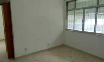 Imagem 3: Apartamento TÉRREO com 2 quartos em Irajá - Rio de Janeiro - RJ