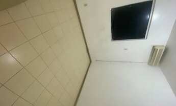 Imagem 5: Via Roma para aluguel possui 50 metros quadrados com 2 quartos Ananindeua - p