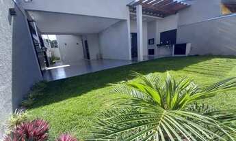 Imagem 2: Casa terra branca